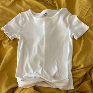 Hollister t-shirt